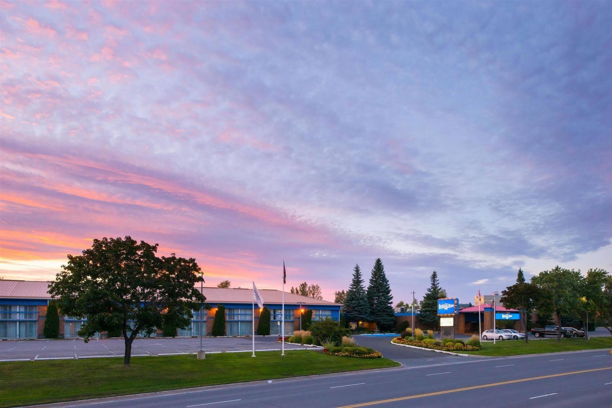 Days By Wyndham & Conference Centre 3*