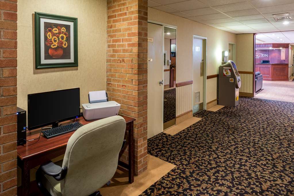 Hotel Days By Wyndham & Conference Centre