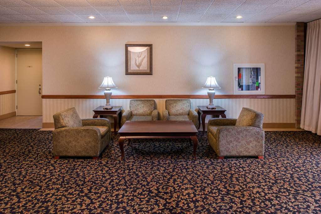 Hotel Days By Wyndham & Conference Centre 3*