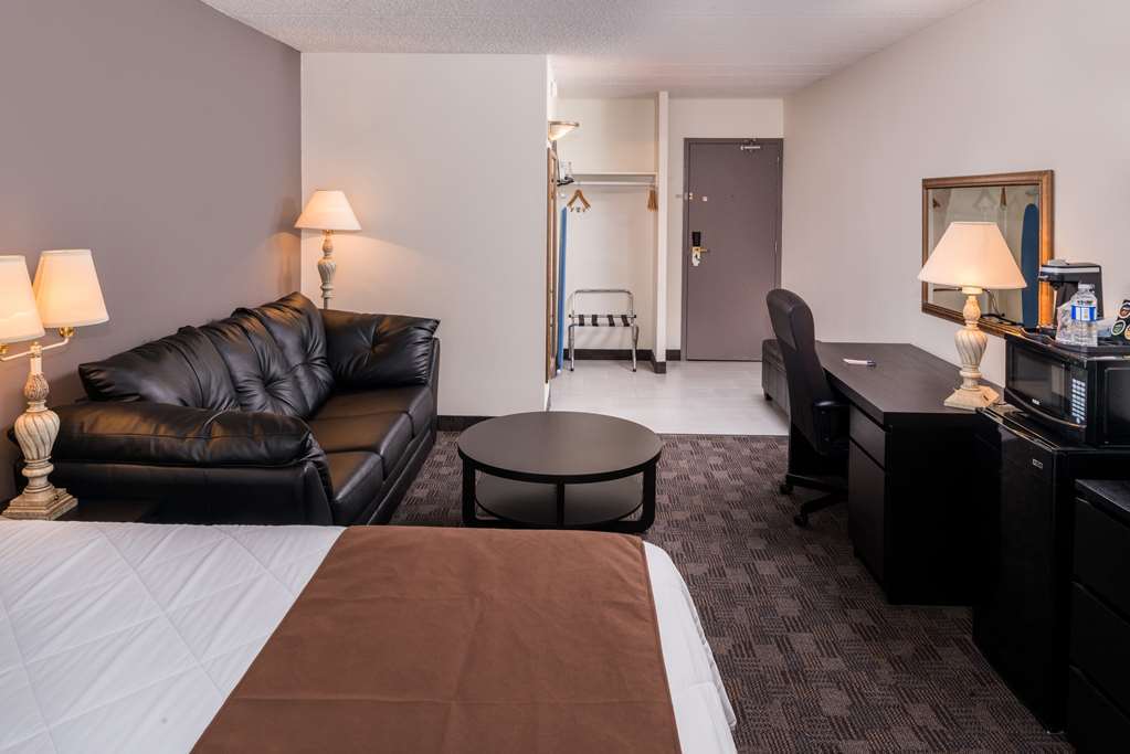Hotel Days By Wyndham & Conference Centre